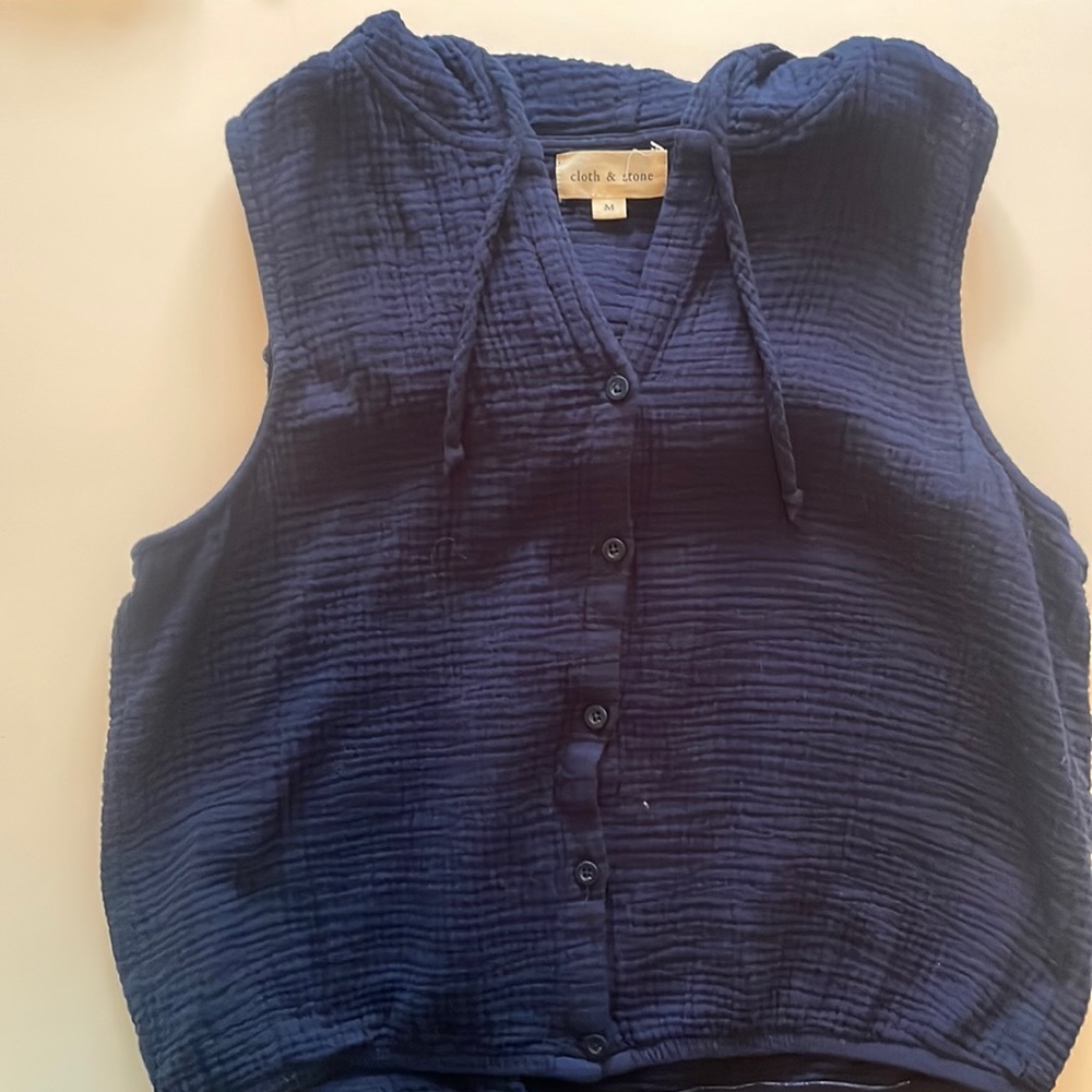 Medium Cloth & Stone Linen Hoodie Vest